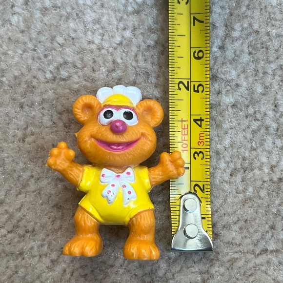 Vintage 1986 Muppet Babies Fozzie Bear Happy Meal Action Figure - Picture 7 of 8